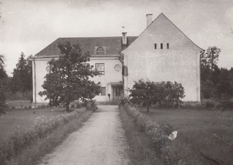 Peressaare koolimaja 1966. aastal. Foto: Jüri Kuum